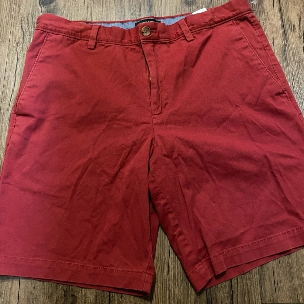 Banana Republic Men's Red Flat Front Shorts